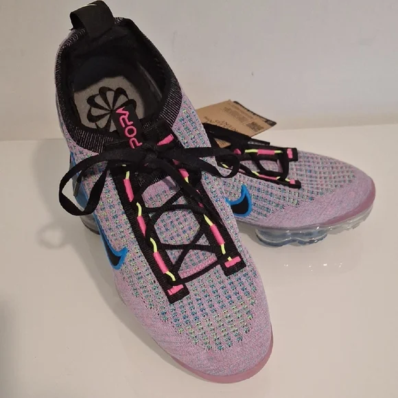 Nike Air Vapor Max Sneakers - Picture 2 of 7